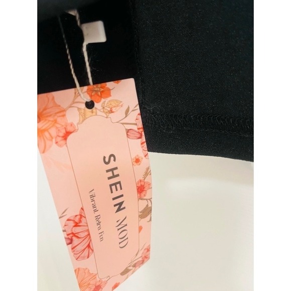 NEW SHEIN MOD Black XS Cropped Tank Top with Tulle Bows Statement - Picture 4 of 4